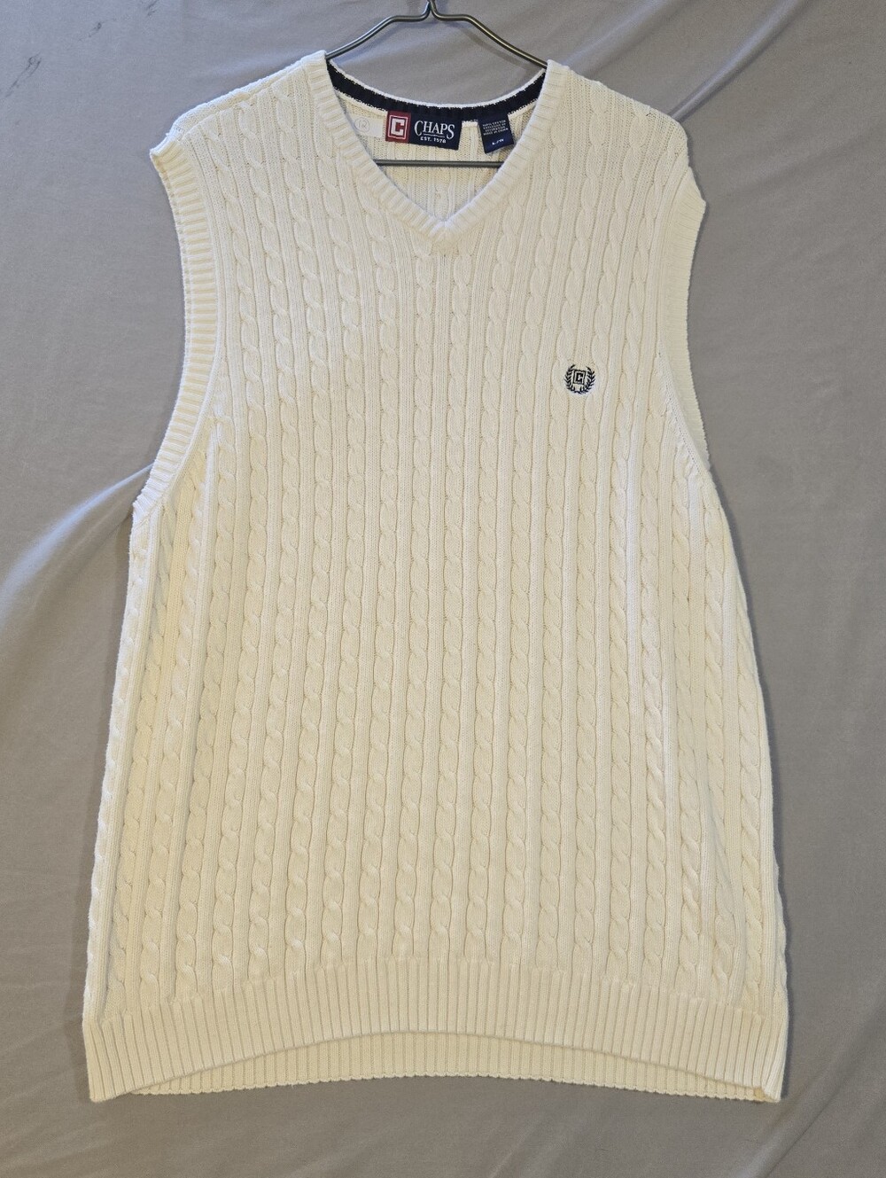 Chaps Mens Sweater Vest Large Cream Cable Knit V-Neck Preppy 100% Cotton